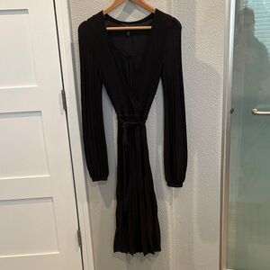 BCBGMaxAzria Elegant Black Long Sleeve Dress